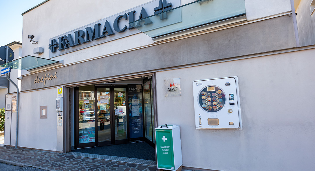 Foto degli esterni della farmacia